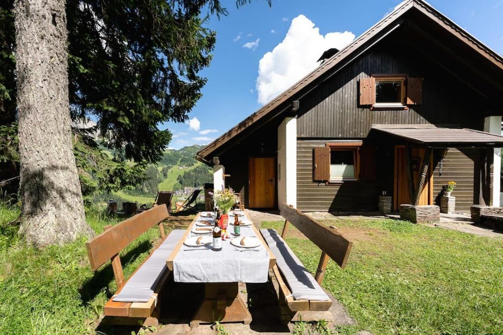 Gemütliche Skihütte an der Piste Sonnenalpe Nassfeld Exterior foto